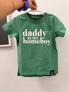 Trody Design Green 'Daddy Is My Homeboy' Short Sleeve Tee